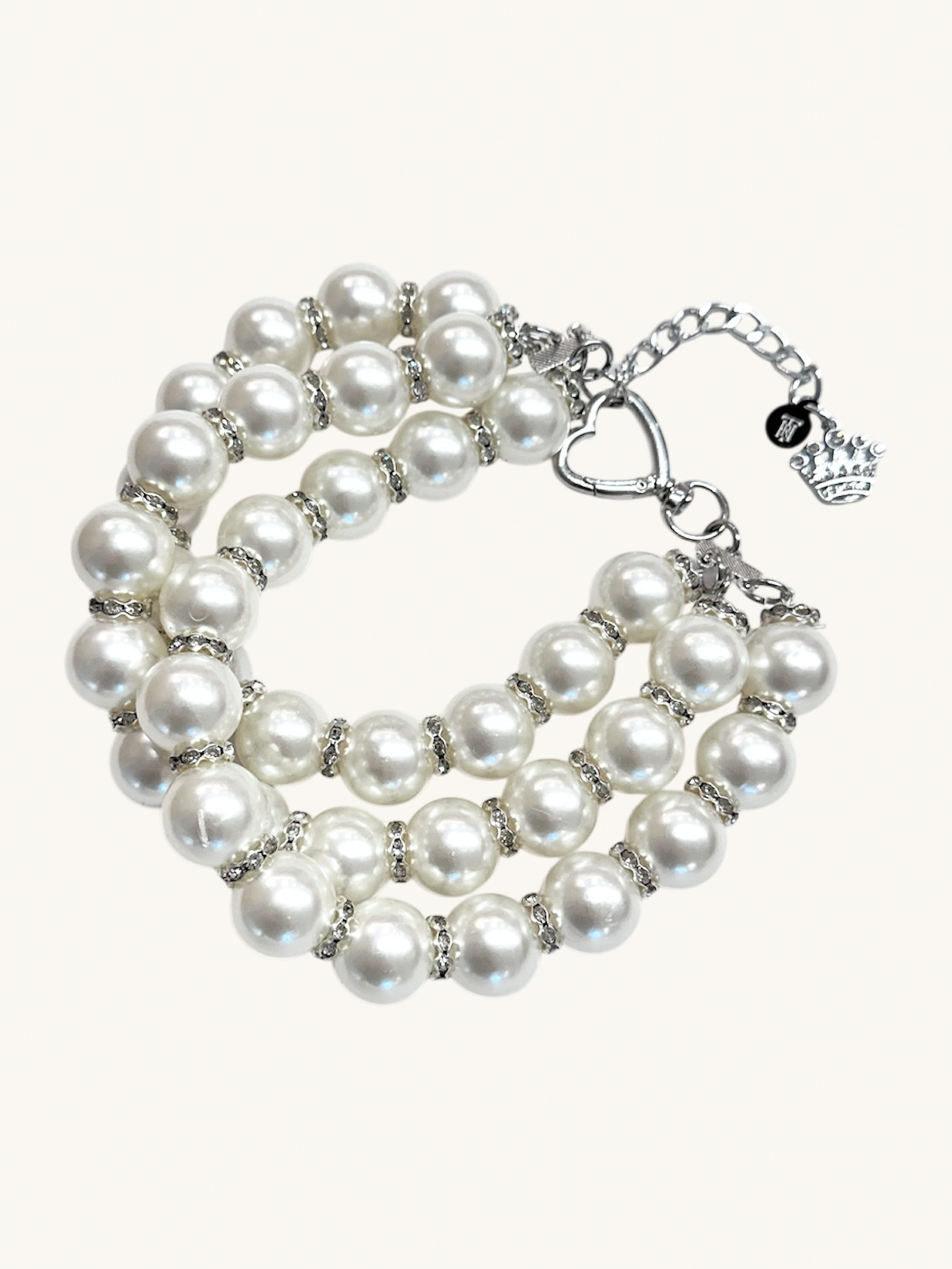 Luxury handmade pet necklaces by The Haus Royale—featuring elegant, pet-safe designs with pearls, beads, and premium materials. Perfect for stylish dogs and special occasions.