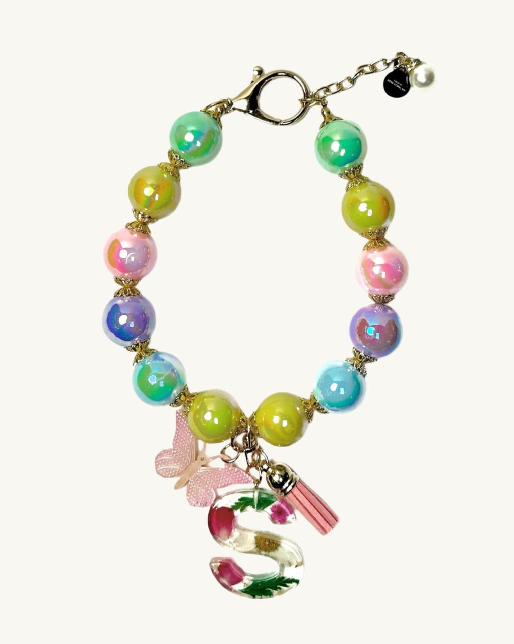 Luxury handmade pet necklaces by The Haus Royale—featuring elegant, pet-safe designs with pearls, beads, and premium materials. Perfect for stylish dogs and special occasions.