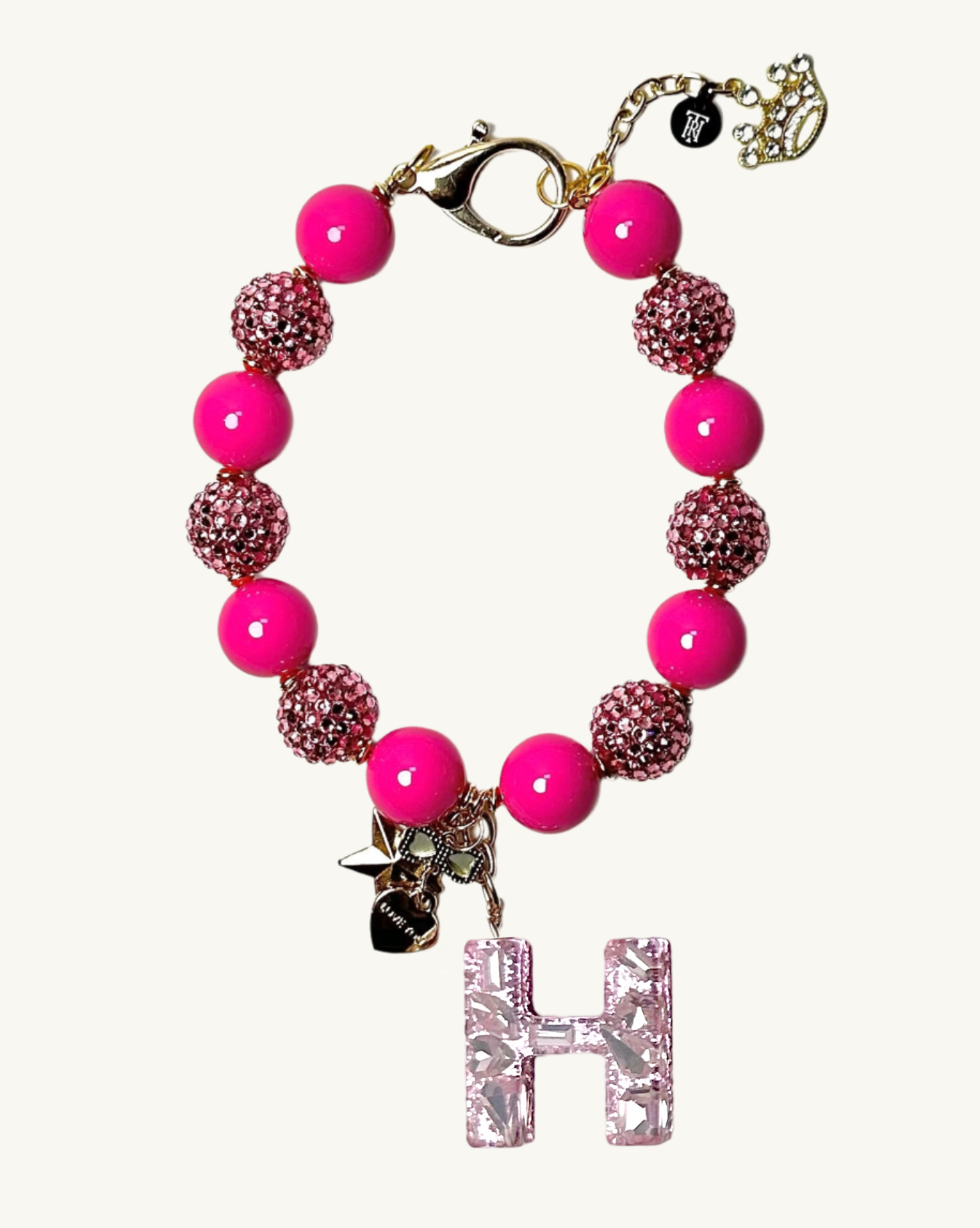 Luxury handmade pet necklaces by The Haus Royale—featuring elegant, pet-safe designs with pearls, beads, and premium materials. Perfect for stylish dogs and special occasions.